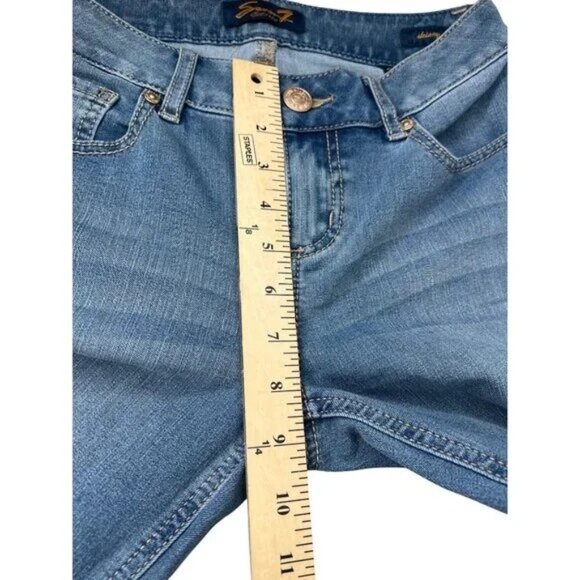 Seven7 Womens Mid-Rise Skinny Fit Denim Capri Jeans Medium Wash Size 4 - Picture 10 of 16